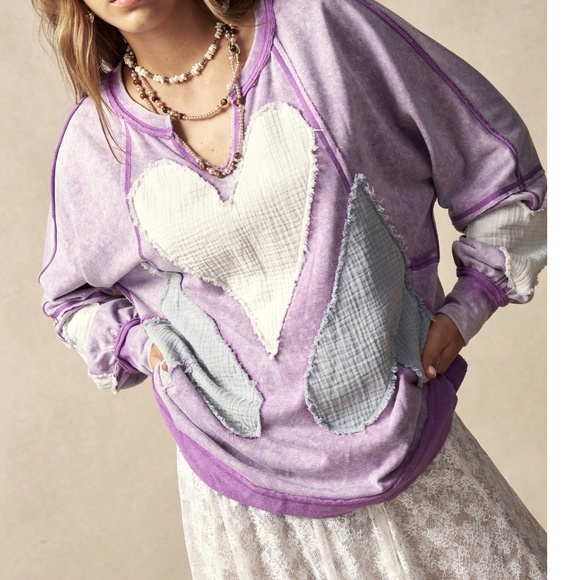 Mineral Wash Notched Neck Heart Patch Reverse Stitch Long Sleeve Top - Picture 4 of 6